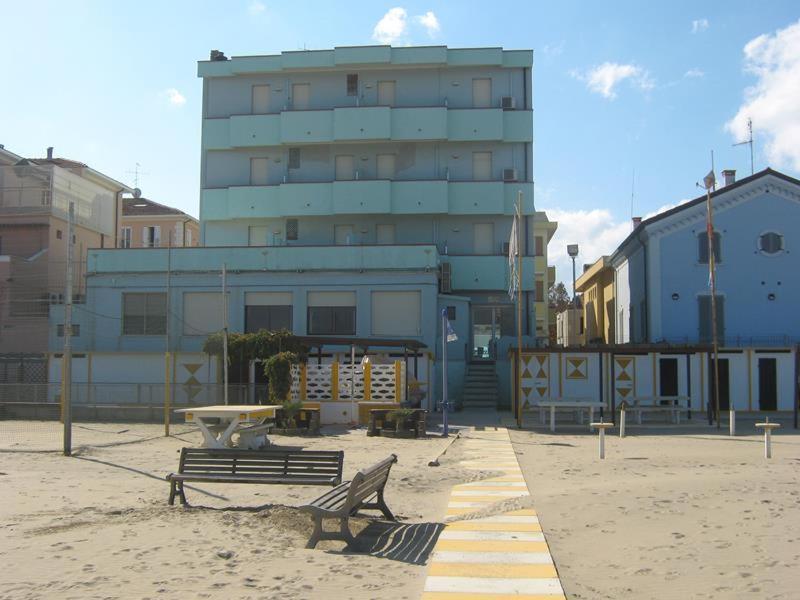 Hotel Acquamarina Viserba Ρίμινι Εξωτερικό φωτογραφία